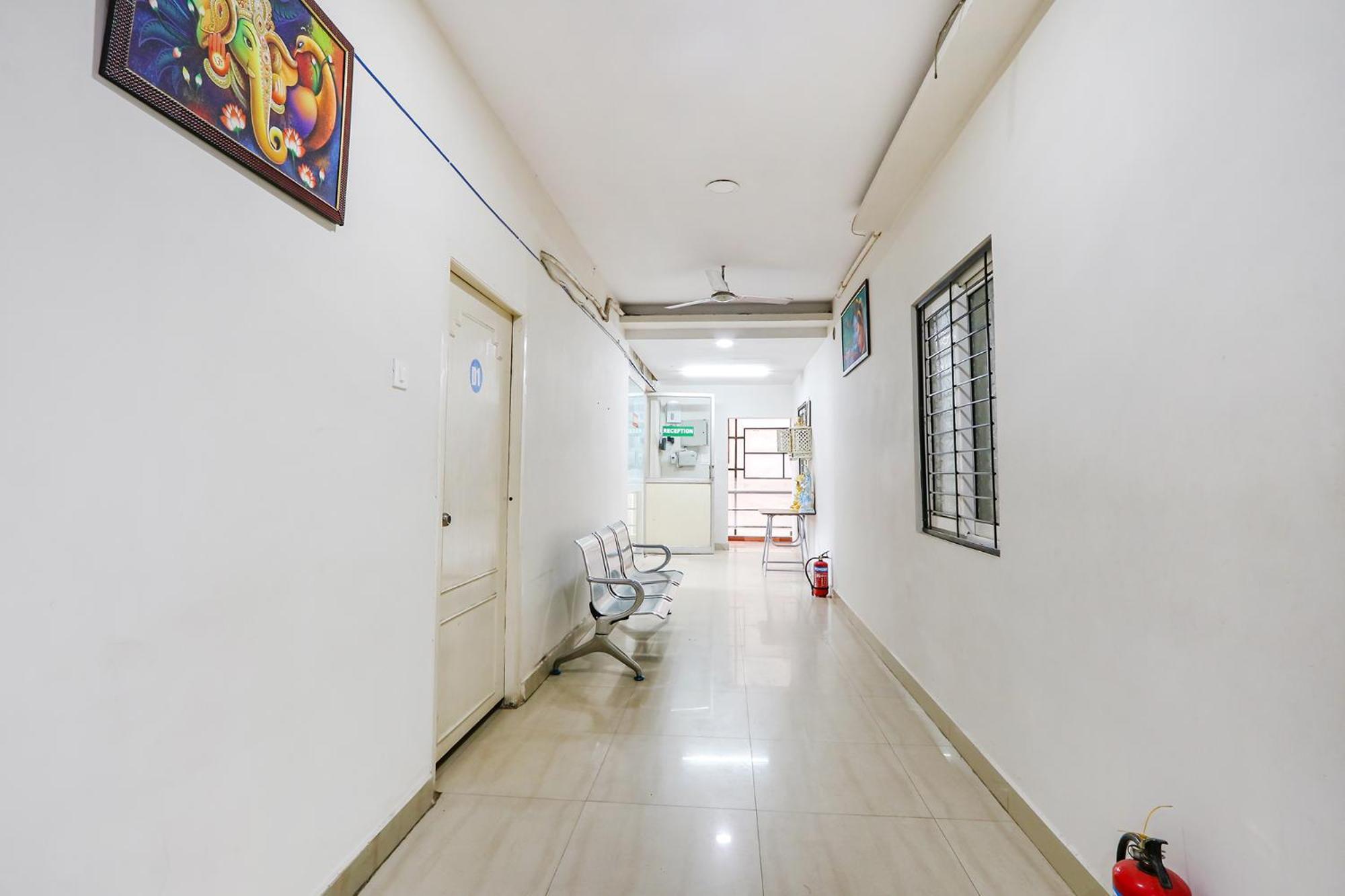 Fabexpress Korner Inn - Sivaji Park Visakhapatnam Eksteriør billede