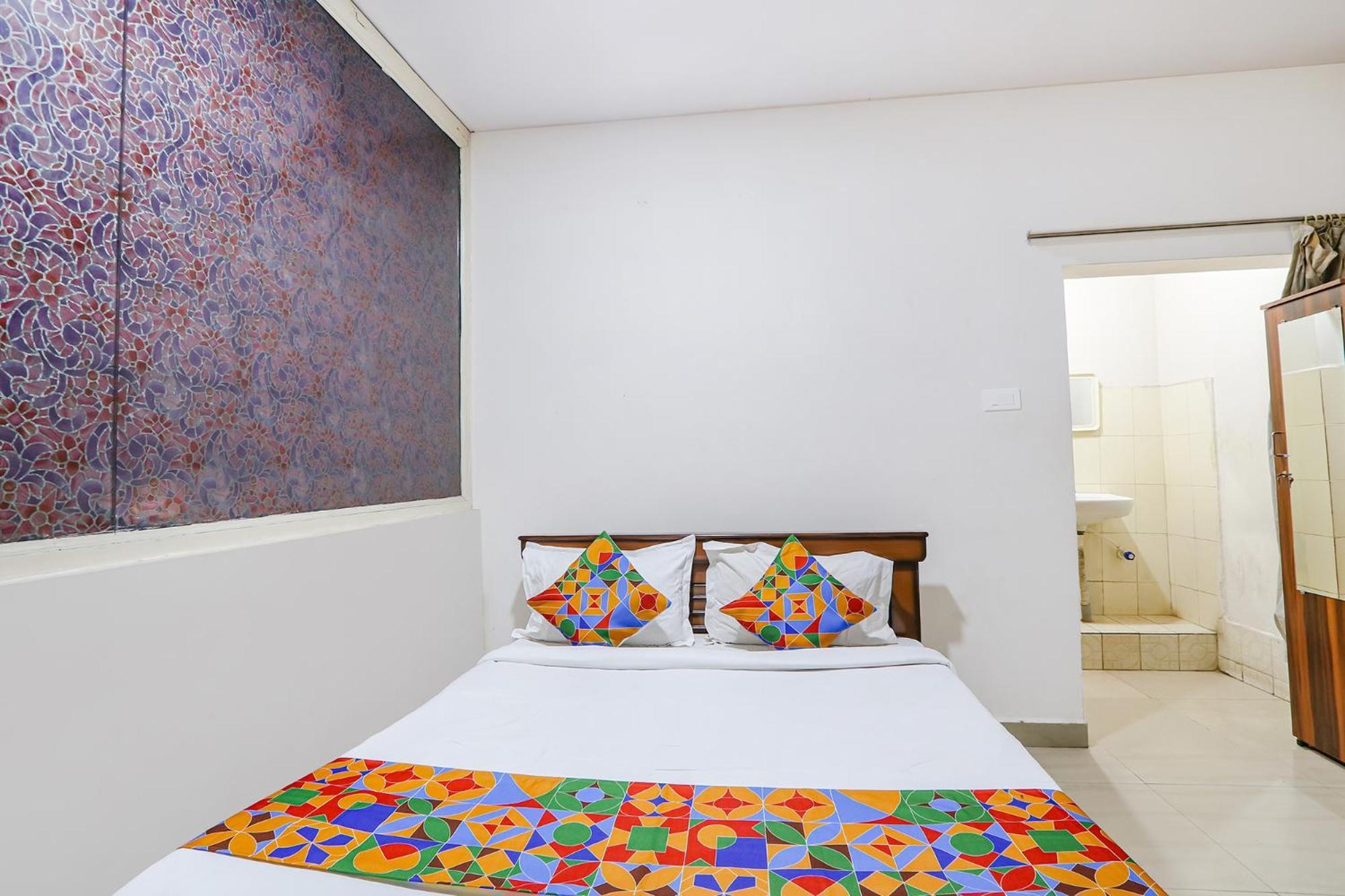 Fabexpress Korner Inn - Sivaji Park Visakhapatnam Eksteriør billede